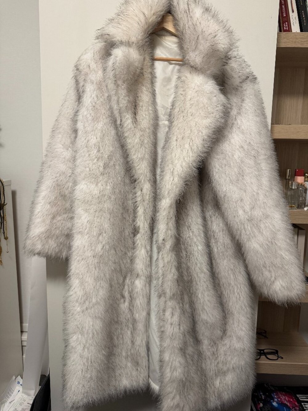 Vintage Grey & White Faux Fur Coat | Size Large